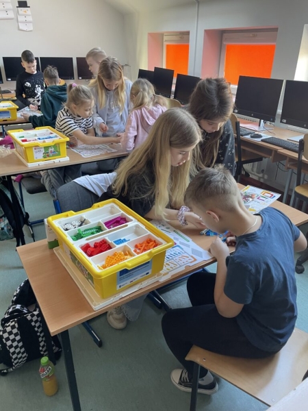 Programowanie to przygoda! Zajęcia dla klas 1-3